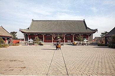 冰封世界末日生存游戏《POLYARIS》公布